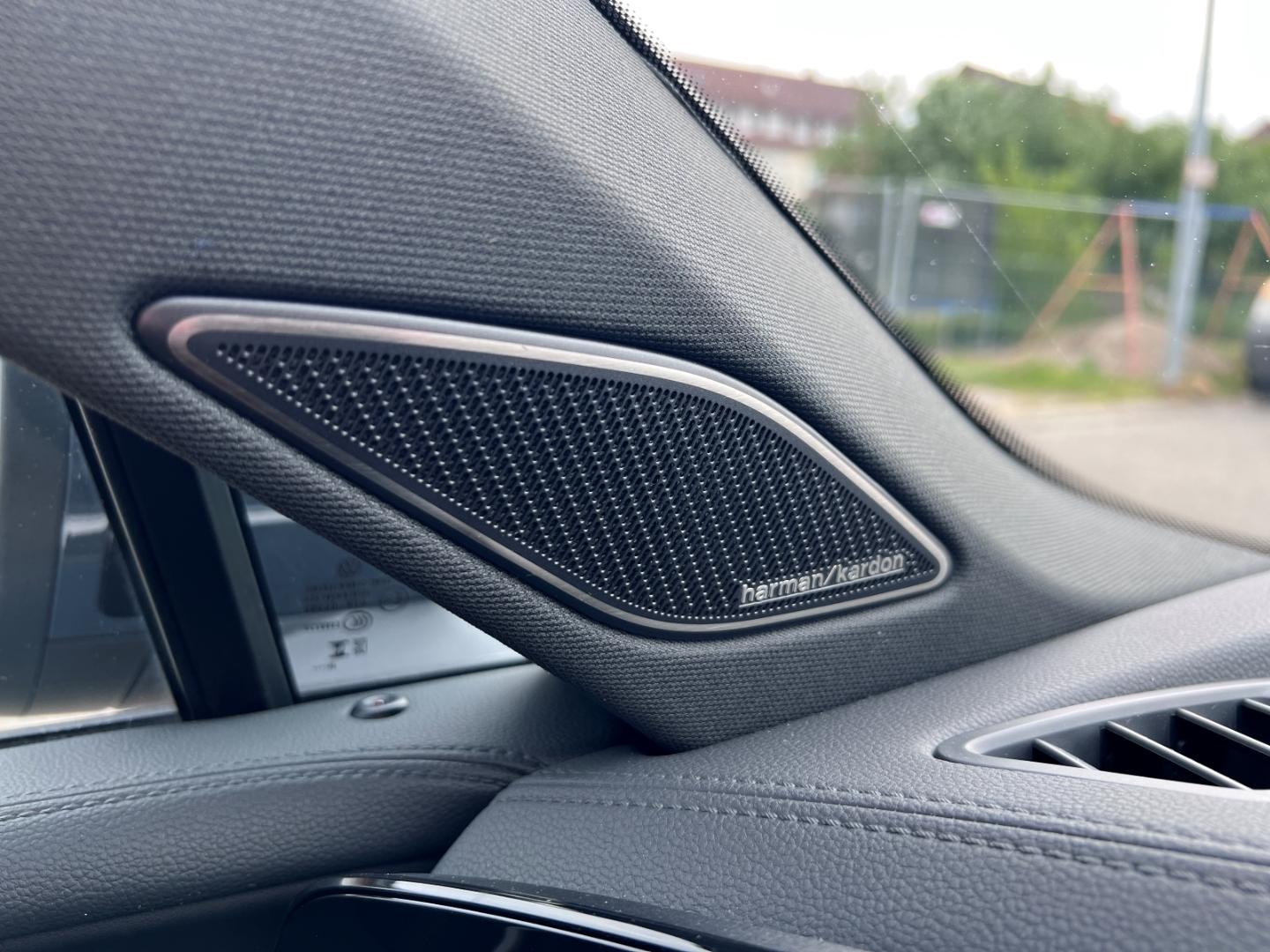 Volkswagen Tiguan 1.5 eTSI IQ.Drive R-Line