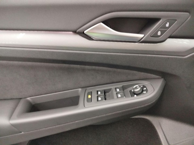 Volkswagen Golf 1.5 TSI Golf VIII Style