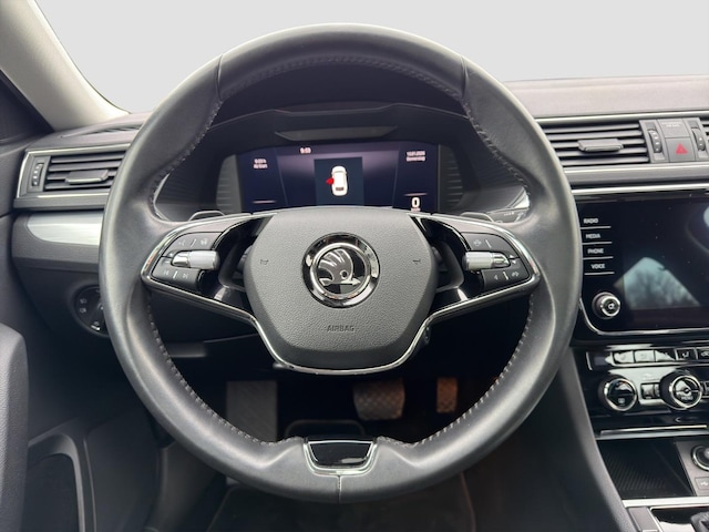 Skoda Superb Combi iV