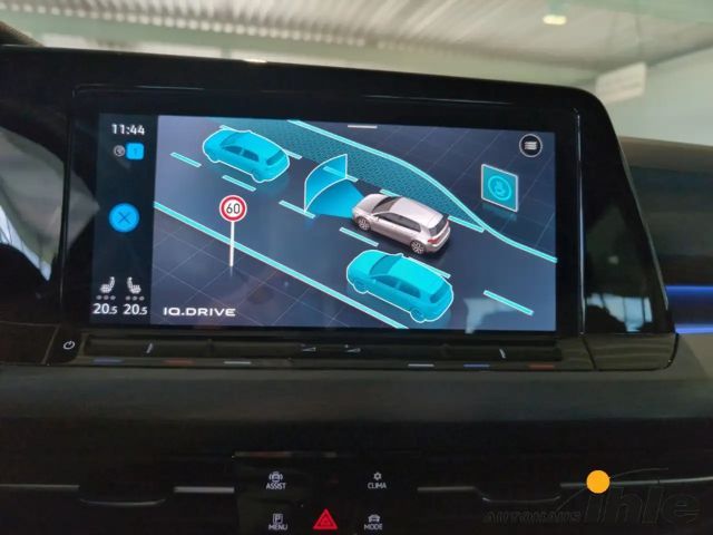 Volkswagen Golf DSG Golf VIII IQ.Drive Style