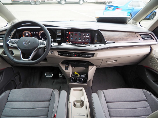 Volkswagen Multivan 2.0 TDI DSG Lang Style T7