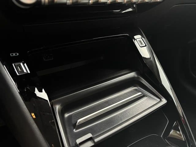 Peugeot 208 Allure Pack PureTech