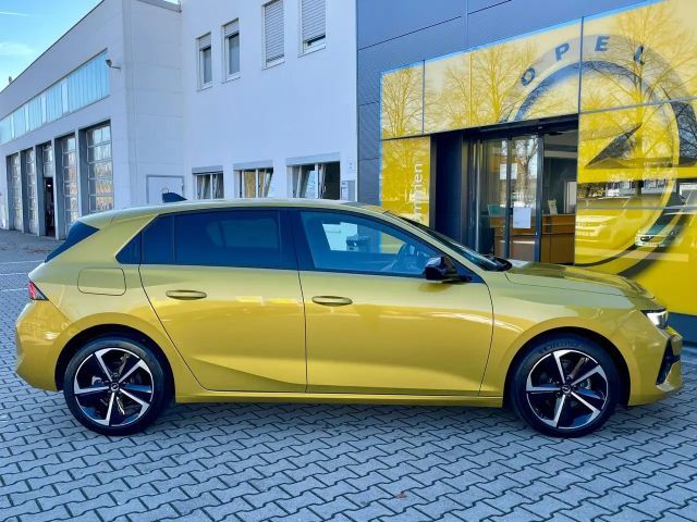 Opel Astra GS-Line Grand Sport