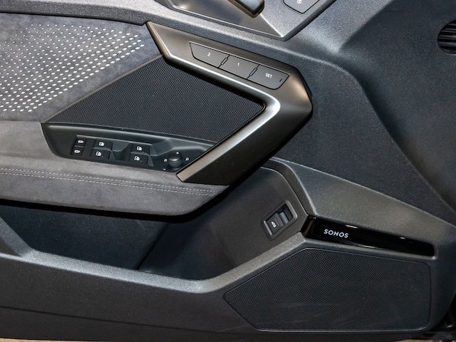 Audi RS3 Quattro S-Tronic Sedan