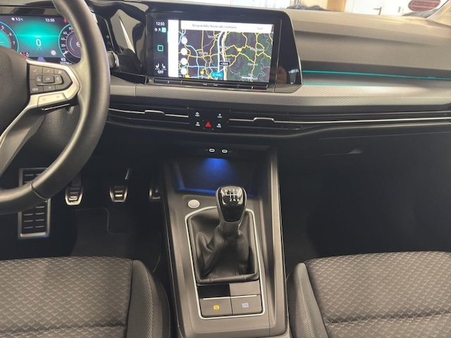 Volkswagen Golf 1.5 TSI Golf VIII IQ.Drive