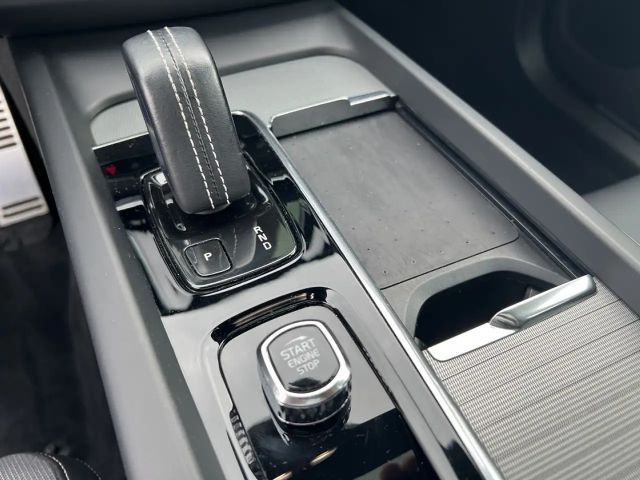 Volvo XC60 AWD R-Design T6