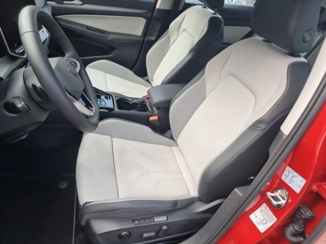 Volkswagen Golf 2.0 TDI DSG Style