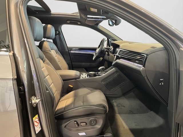 Volkswagen Touareg 4Motion R-Line