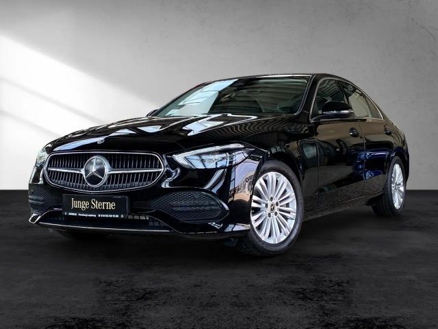 Mercedes-Benz C 200 AVANTGARDE Sedan