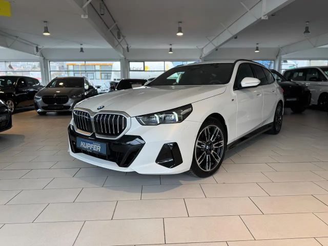 BMW 540 dxDrive Tour°M Sportp. AHK°ACC°Bow.&W-ACC+AB