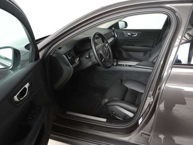 Volvo V60 Cross Country AWD Plus