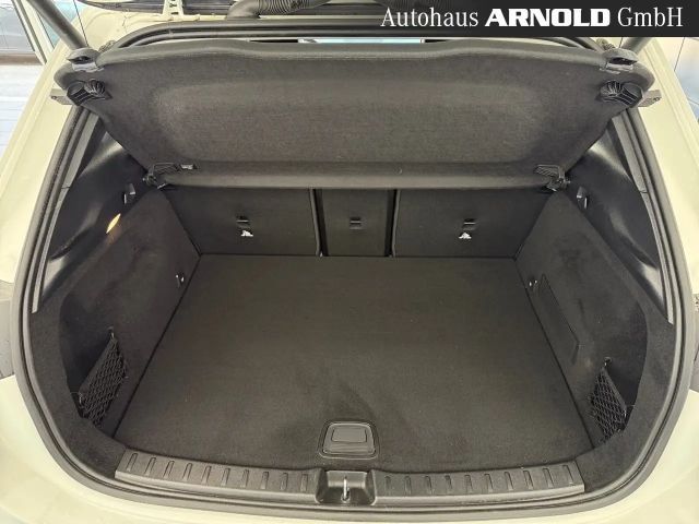 Mercedes-Benz EQA 300 4MATIC Progressive