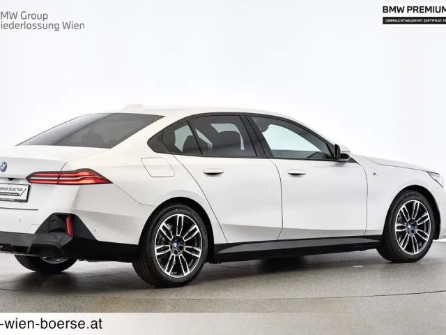 BMW 530 530e Sedan xDrive