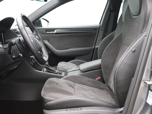 Skoda Superb 2.0 TDI Combi Sportline