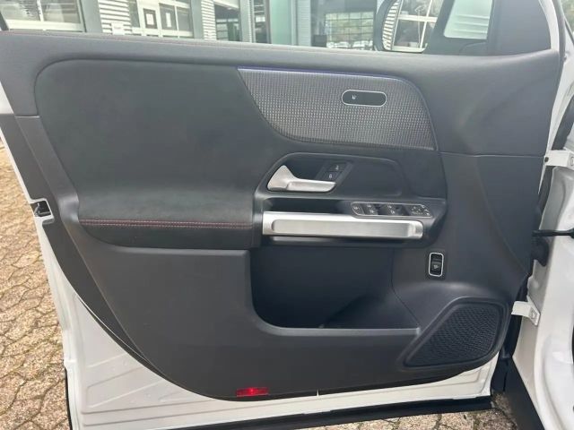 Mercedes-Benz EQB 250 AMG Line