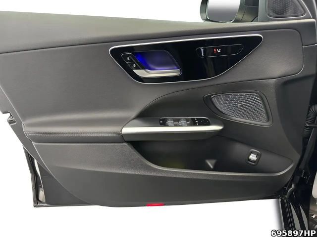 Mercedes-Benz C 200 AVANTGARDE Sedan