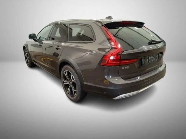 Volvo V90 Cross Country AWD Plus