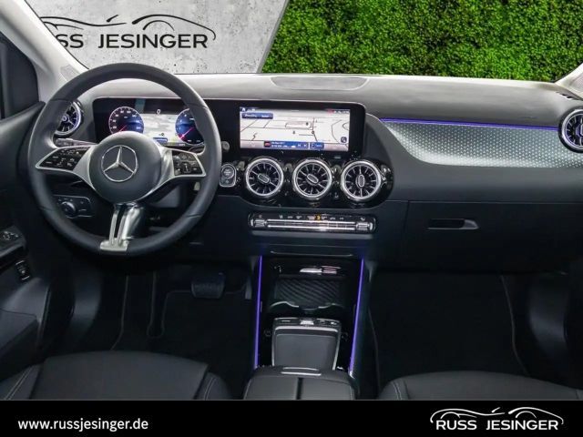 Mercedes-Benz B 200 Progressive Sedan