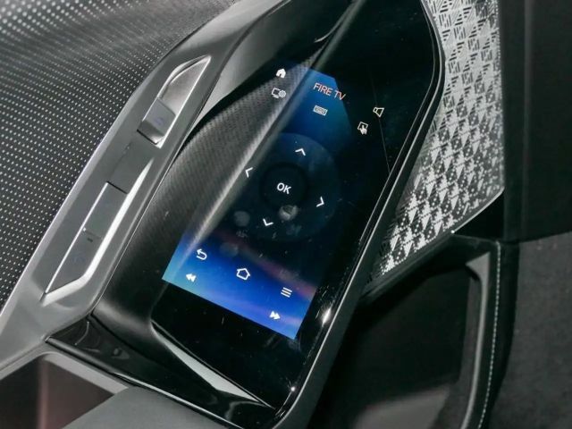 BMW 750 M-Sport Sedan