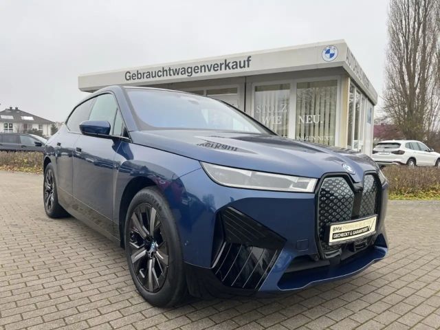 BMW iX xDrive50
