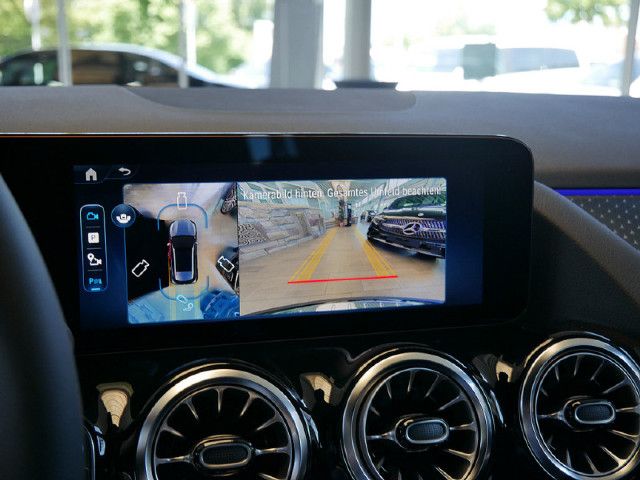 Mercedes-Benz GLA 180 GLA 180 d