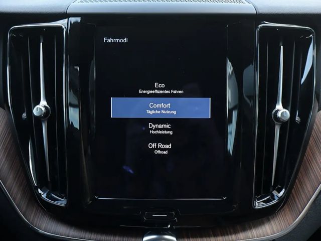 Volvo XC60 AWD Geartronic Momentum