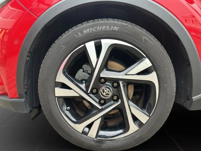 Toyota C-HR Hybride Team D