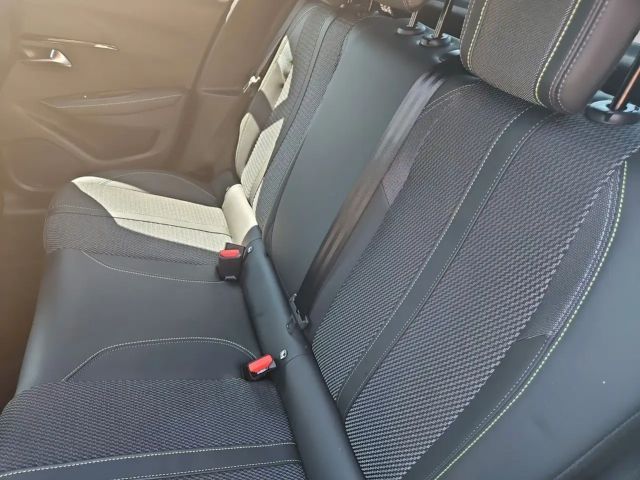 Peugeot 208 GT-Line Hybrid