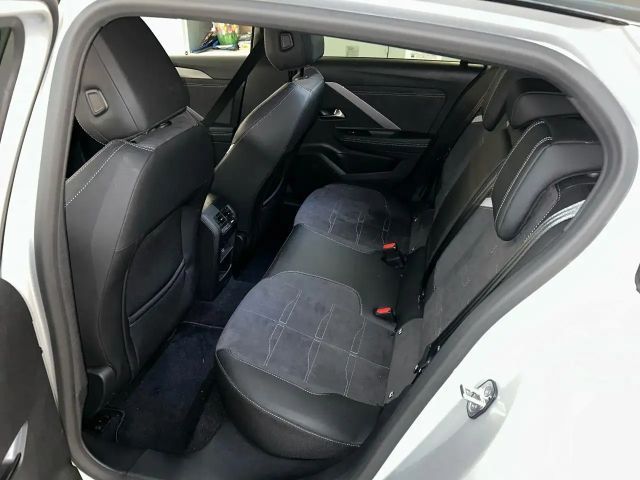 Opel Astra GS-Line Grand Sport