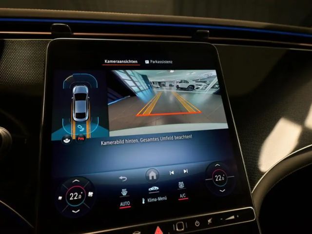 Mercedes-Benz EQE 300 AMG Line Sedan