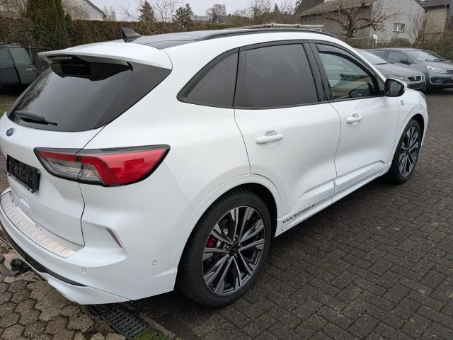 Ford Kuga ST Line X