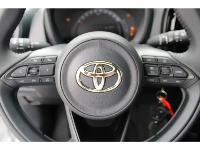 Toyota Aygo X Hatchback Play X-play