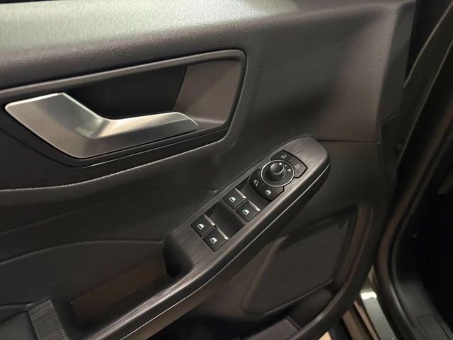 Ford Kuga Hybrid ST Line