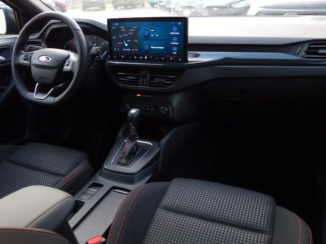 Ford Focus ST Line Wagon