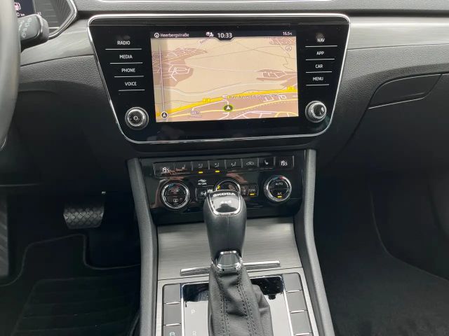 Skoda Superb 2.0 TDI 4x4 Combi Style Style