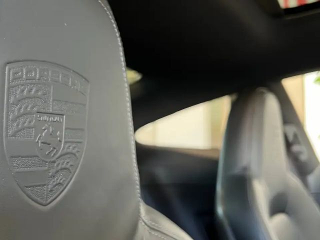 Porsche 911 4S Carrera Coupé