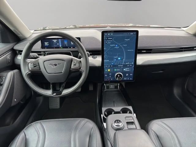 Ford Mustang Mach-E Basis