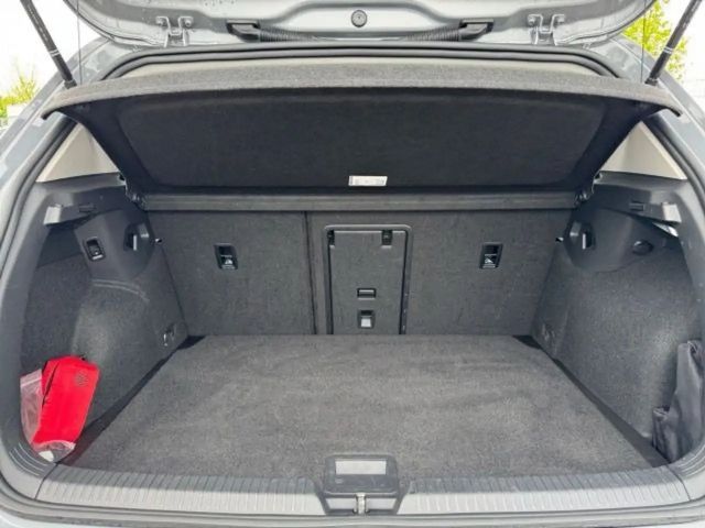 Volkswagen Golf 1.5 TSI Golf VIII