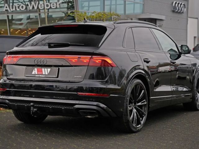 Audi Q8 S-Line