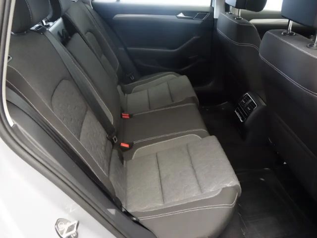 Volkswagen Passat Business DSG Variant