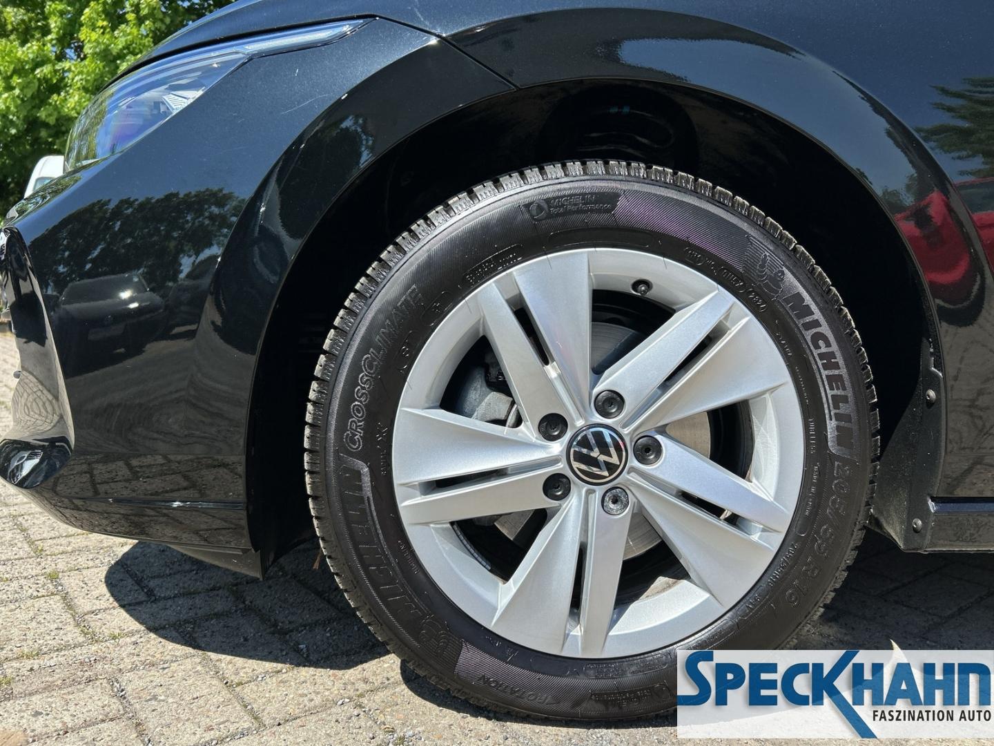 Volkswagen Golf 1.5 TSI Golf VIII Life