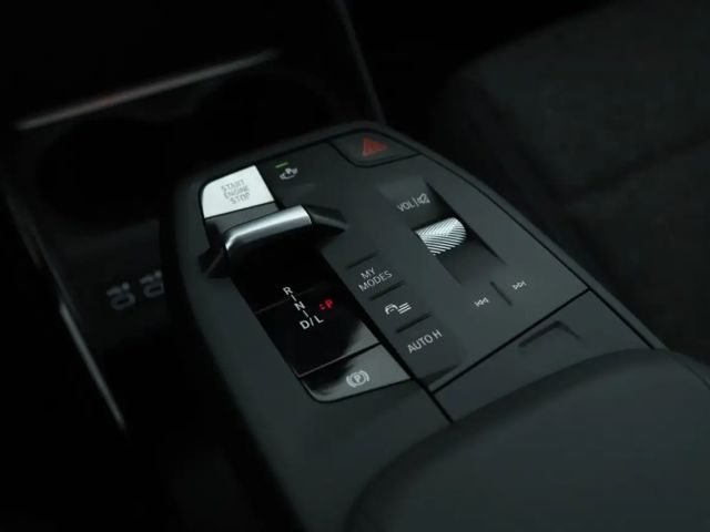 BMW 218 218d Active Tourer Sedan