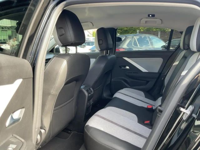 Opel Astra 1.5 CDTI 1.5 Turbo Elegance