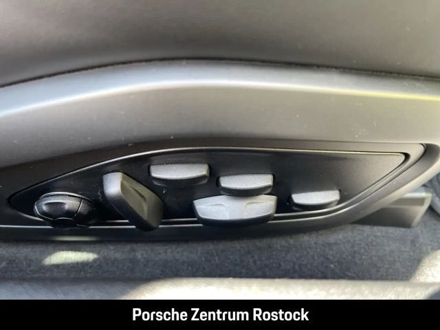 Porsche 992 Carrera Coupé Turbo