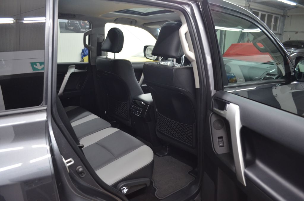 Toyota Land Cruiser 5-deurs TEC-Edition