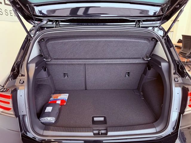 Volkswagen T-Cross 4Me TSI