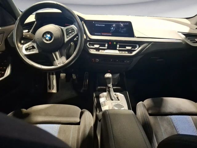 BMW 118 118i M-Sport Sedan