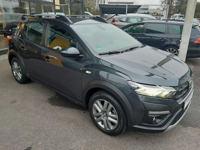 Dacia Sandero Comfort Stepway TCe 90