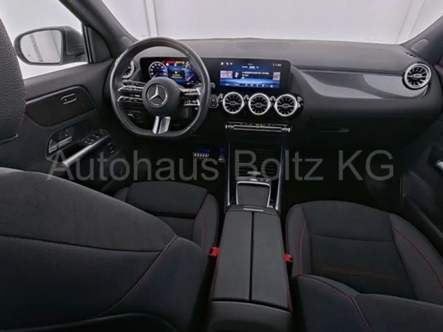 Mercedes-Benz GLA 220 4MATIC AMG Line