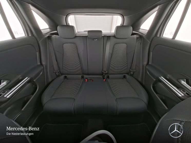 Mercedes-Benz GLA 180 Progressive